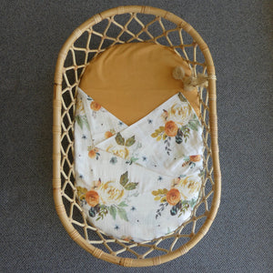 Baby wrap/swaddle 'AUTUMN ROSE-White' sweet pea gauze